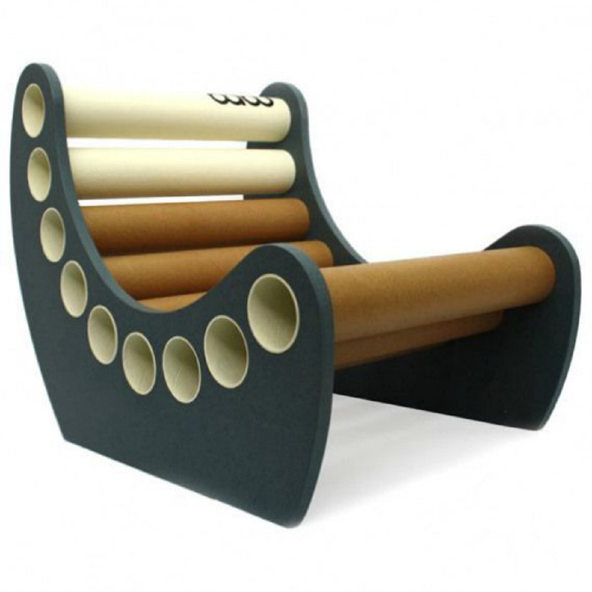 Кресло из картонных трубок