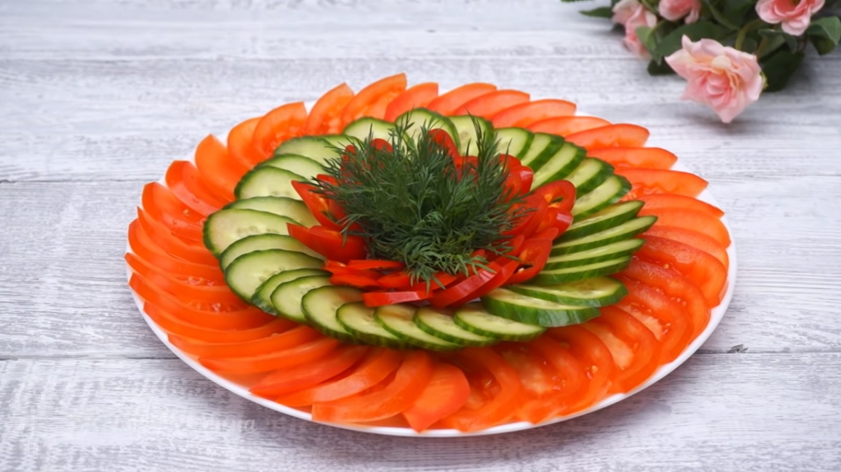 Овощи нарезка на праздничный стол фото простые